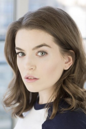 Britt McKillip tüm dizileri dizigom'da