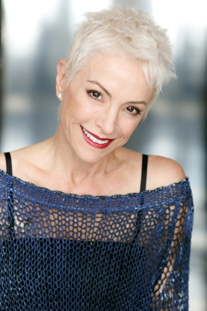 Nana Visitor tüm dizileri dizigom'da
