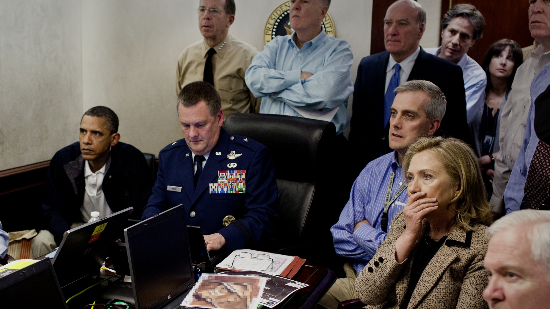 American Manhunt: Osama bin Laden 1. Sezon 1. Bölüm