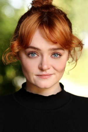 Leah Byrne tüm dizileri dizigom'da