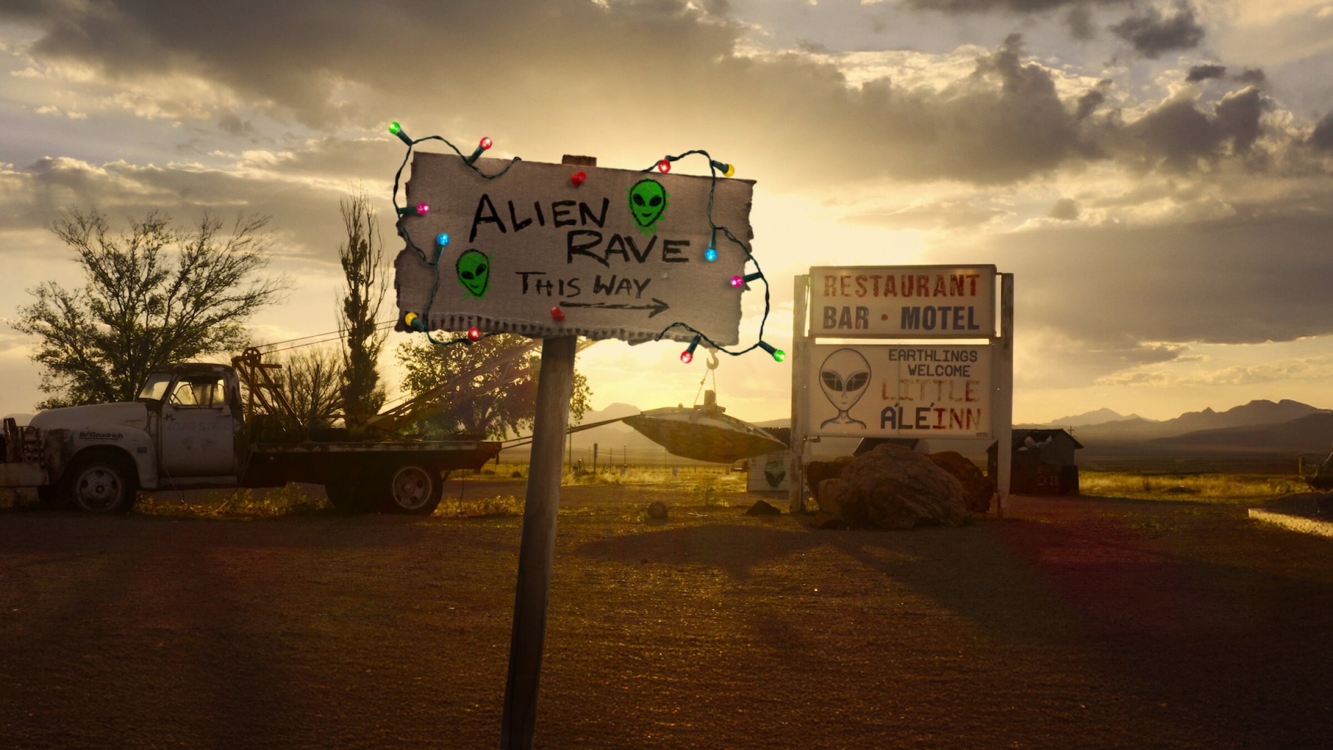 Trainwreck: Storm Area 51 1. Sezon 2. Bölüm